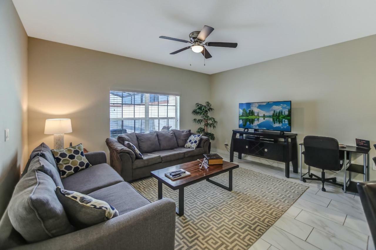 C - New 4 Bedroom Home - 5 Miles To Disney - Free Water Park - Private Pool Kissimmee Exterior photo
